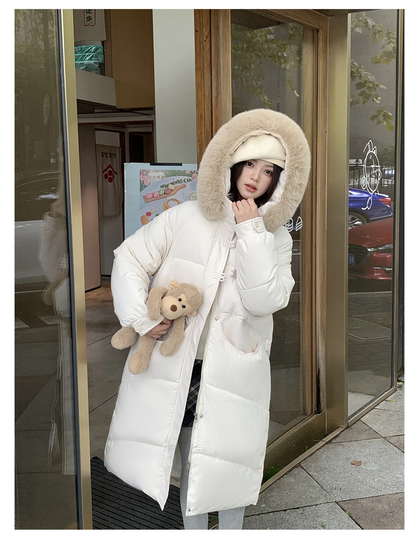 Winter Women Hooded Large Faux Fur Collar Coats Loose Windproof Thick Warm Parkas Zipper Pockets Knee Length Padded Outerwear