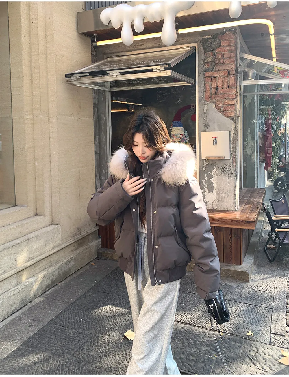 American Large Faux Fur-trim Hood Padded Parkas Women Winter 2026 Loose Fit Thick Outerwear Ladies Short Zipper Cotton Jackets