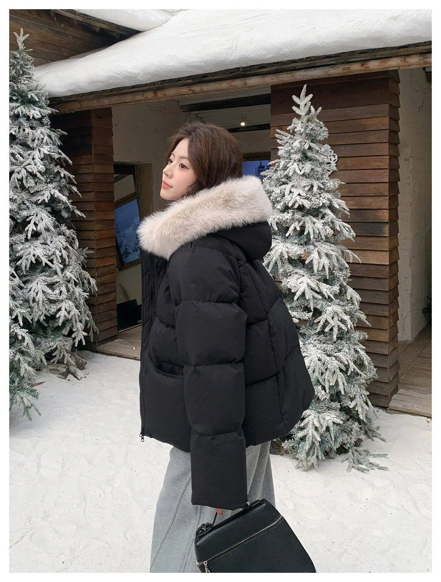 Fashion Faux Fur Collar Hooded Short Puffer Jacket Women 2026 Winter Thicken Parkas Woman Korean Solid Big Pocket Padded Coat