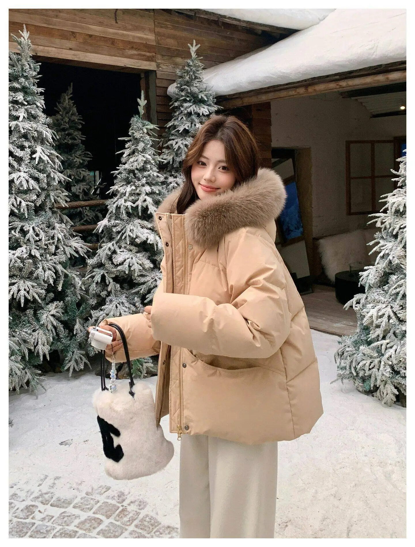 Fashion Faux Fur Collar Hooded Short Puffer Jacket Women 2026 Winter Thicken Parkas Woman Korean Solid Big Pocket Padded Coat