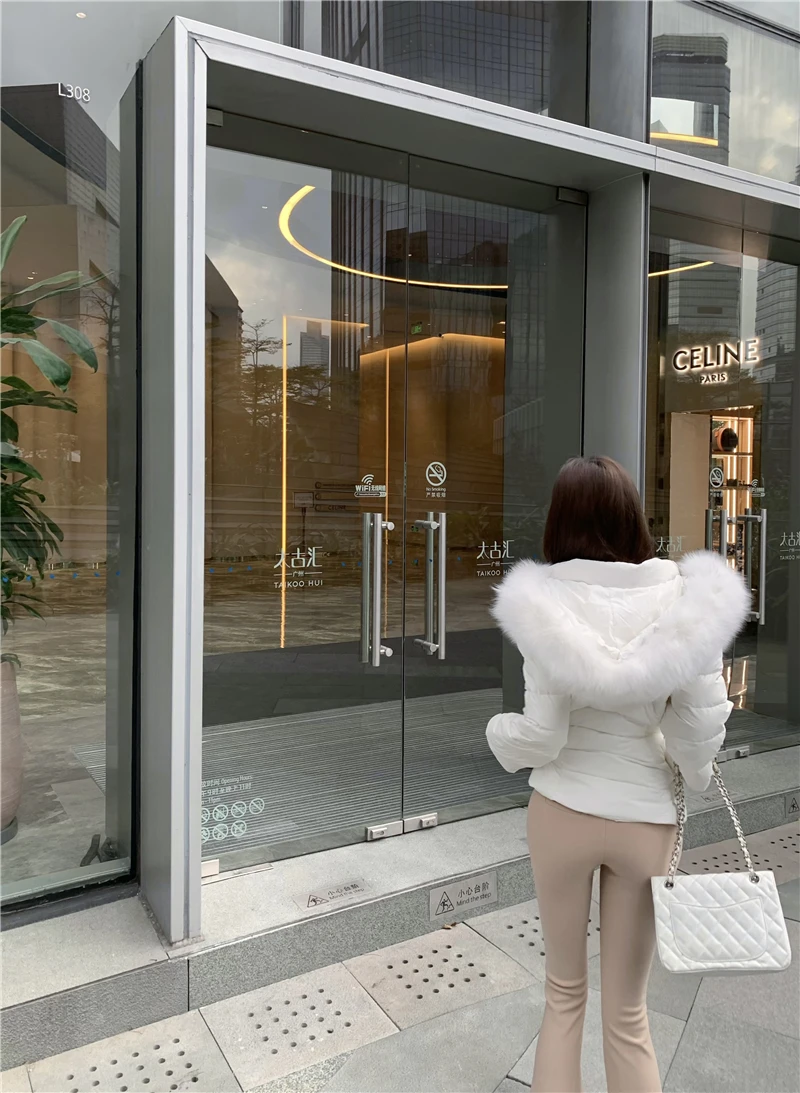 Korean Sweet Girl Fur Collar Hooded Cotton Jacket for Women's Winter Slim Fit Thickened Fashion White Cotton Clip Short Jacket