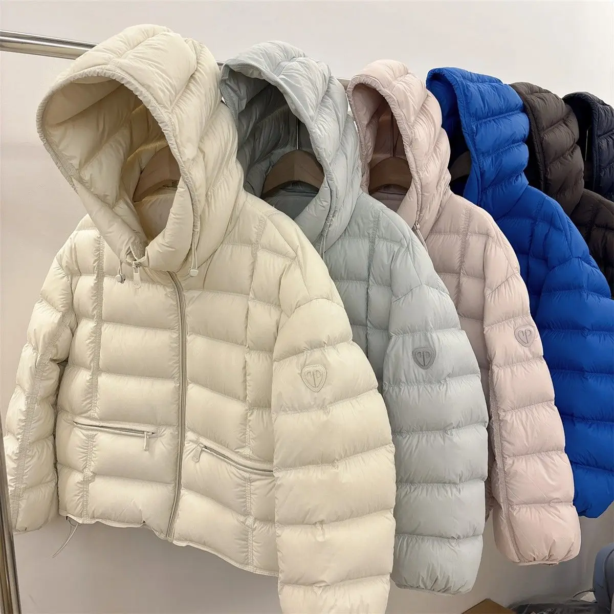 Cloud Hooded Quilted Puffer Parkas Women Winter New Lightweight Petite Short Outdoor Casual Warm Woman Coat Trendy Warm Soft