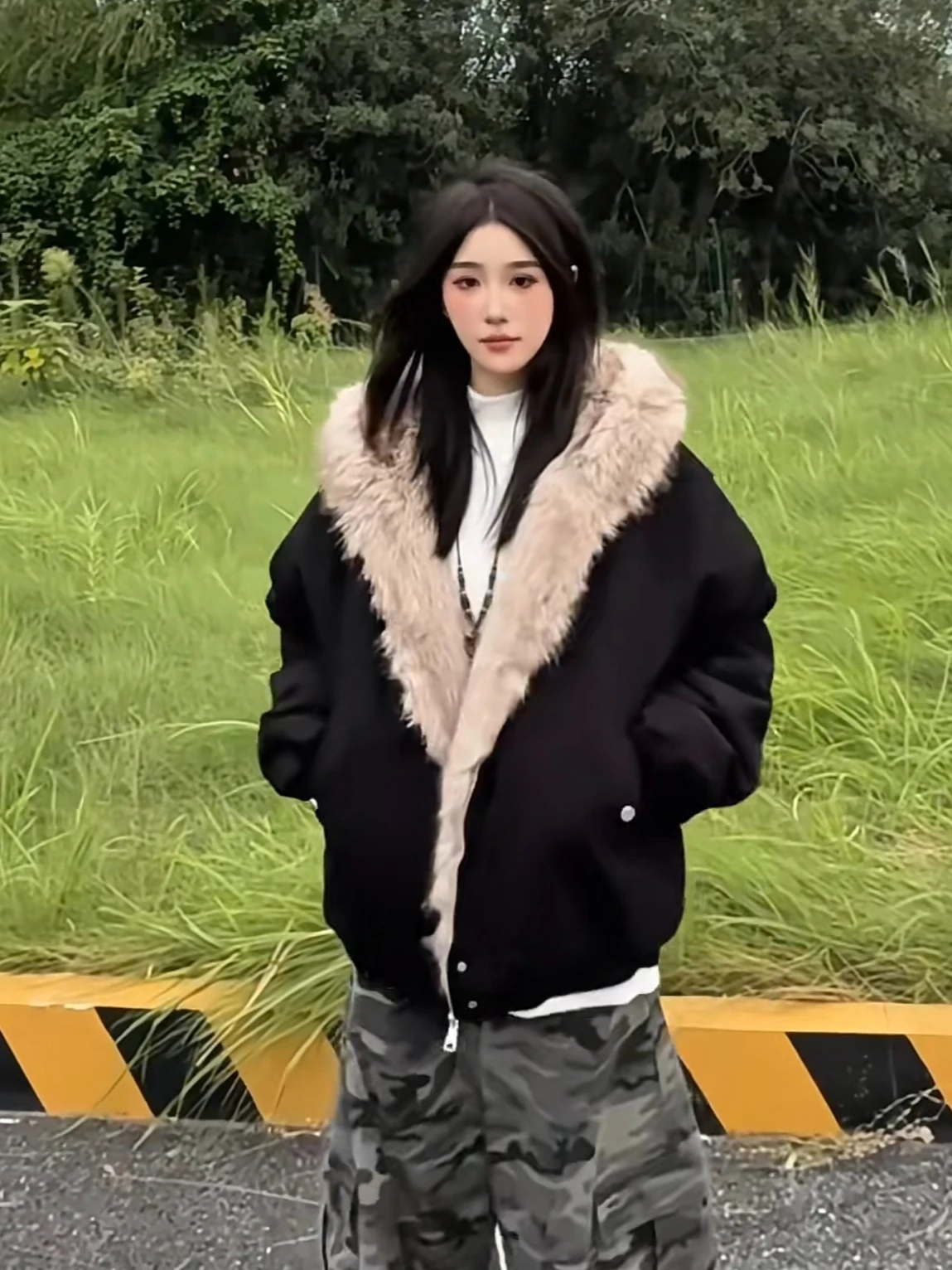 American Vintage Women Faux Fur Trim Hooded Jacket Cropped Zip Up Quilted Coat Y2K Grunge Streetwear Winter Warm Outerwear