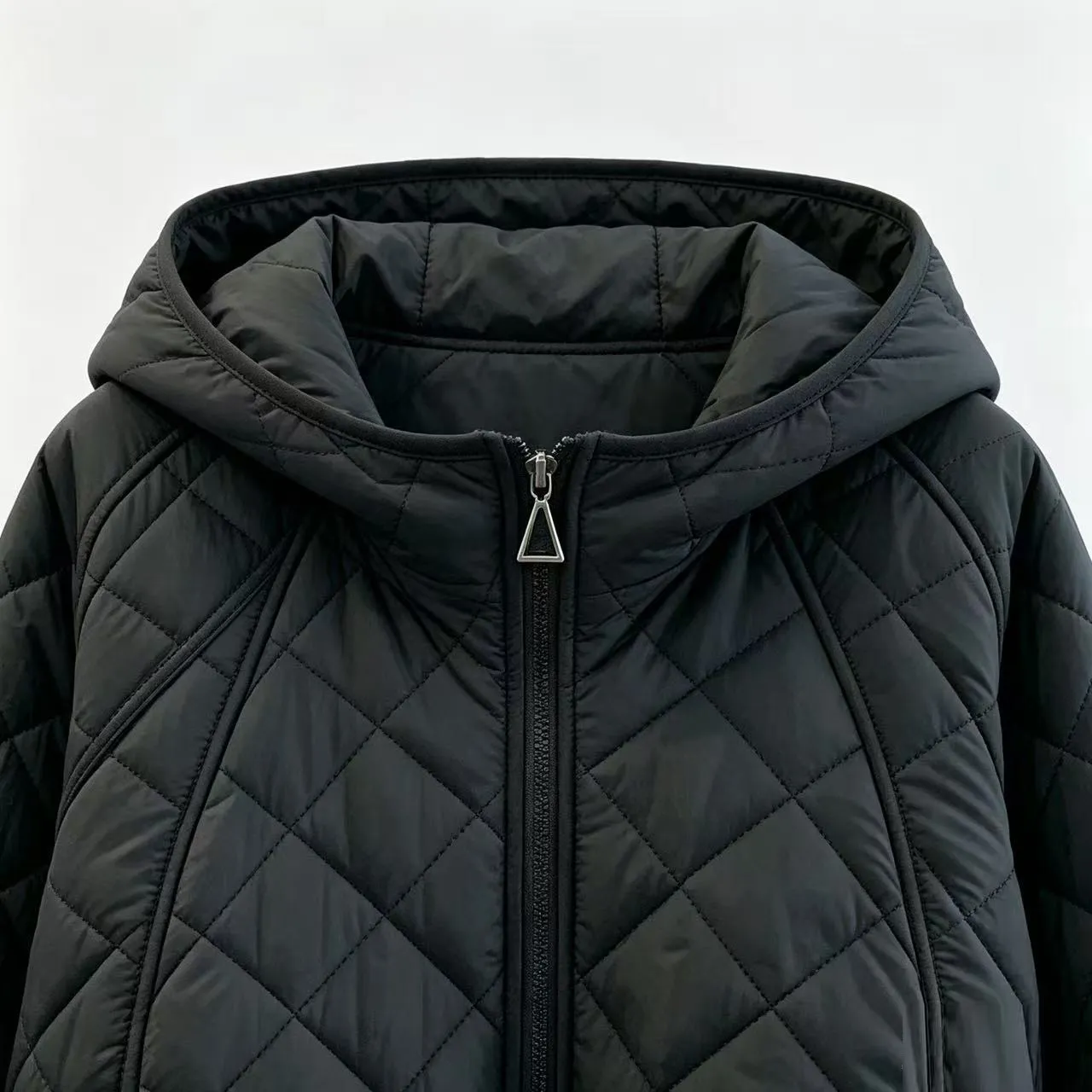 Women Lightweight Quilted Hooded Jacket 2026 Casual Diamond‑Grid Zipper Short Coat Autumn Winter Korean Style Warm Outerwear