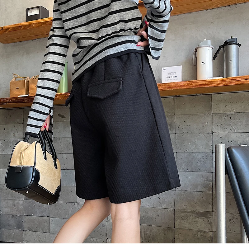 Vintage Autumn Winter Woolen Bermuda Shorts Women Elastic High Waist Loose Casual Grey Shorts Female 2025 New Pocket Shorts