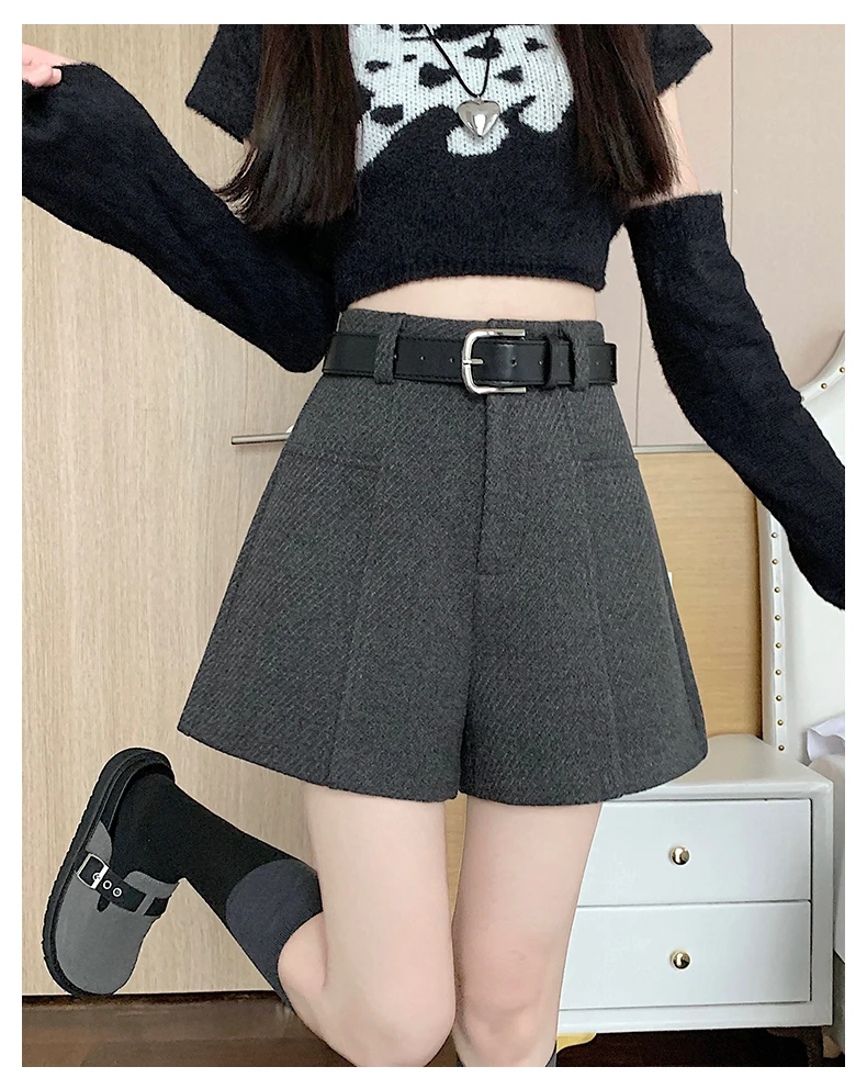 2025 Streetwear Woolen Winter Shorts Woman Casual Loose Wide Leg Short Pants Femme With Belt Booty Grey Black Cargo Shorts Women