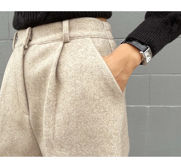 Fashion Thicken Warm Loose Pockets Female Faux Woolen Straight Shorts 2025 Autumn Winter High Waist Ladies Wide Leg Shorts N809