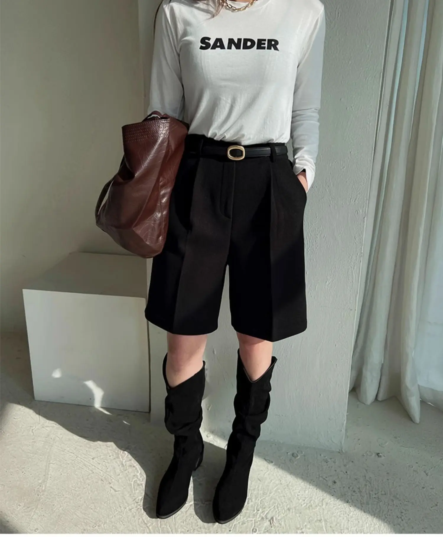 Fashion Thicken Warm Loose Pockets Female Faux Woolen Straight Shorts 2025 Autumn Winter High Waist Ladies Wide Leg Shorts N809