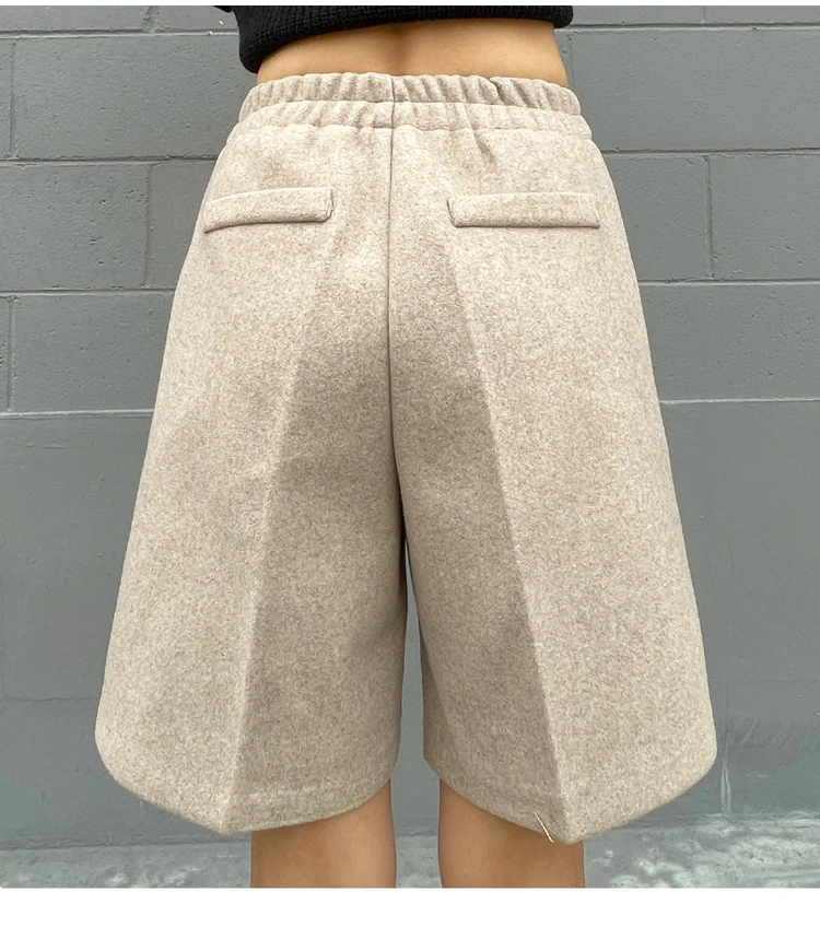 Fashion Thicken Warm Loose Pockets Female Faux Woolen Straight Shorts 2025 Autumn Winter High Waist Ladies Wide Leg Shorts N809