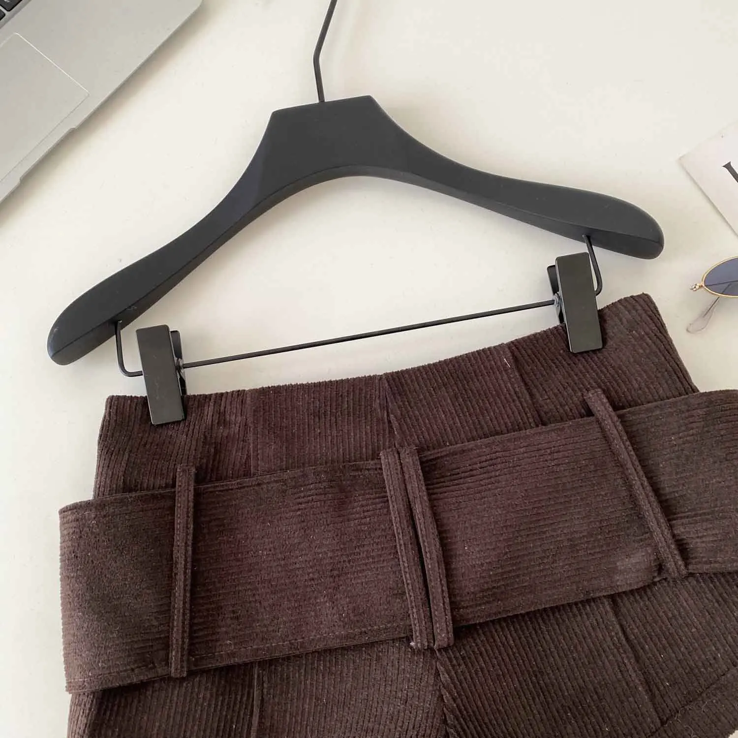 American Retro Corduroy Shorts Women Button Sashes Design Autumn Low Waist Sensual Streetwear Hot Girl Mini Shorts
