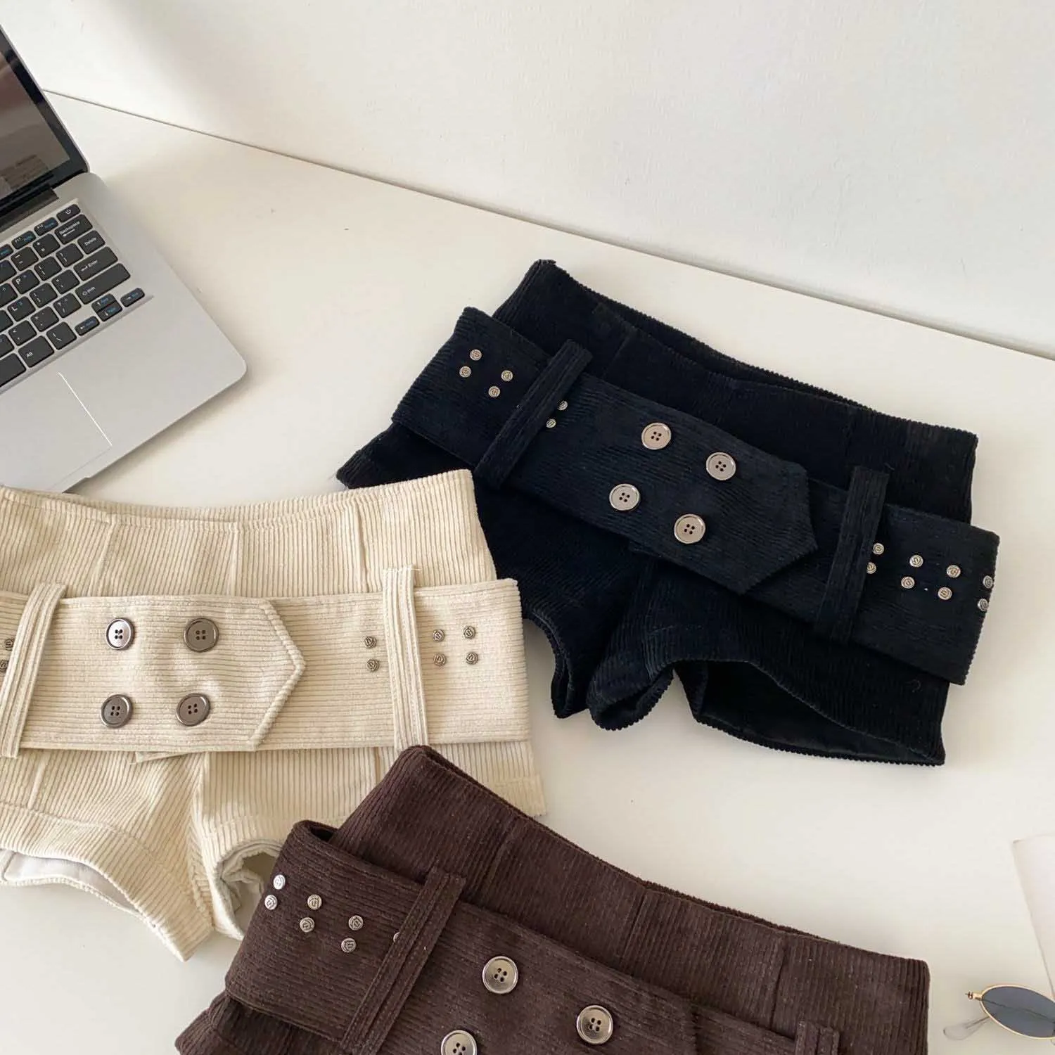American Retro Corduroy Shorts Women Button Sashes Design Autumn Low Waist Sensual Streetwear Hot Girl Mini Shorts