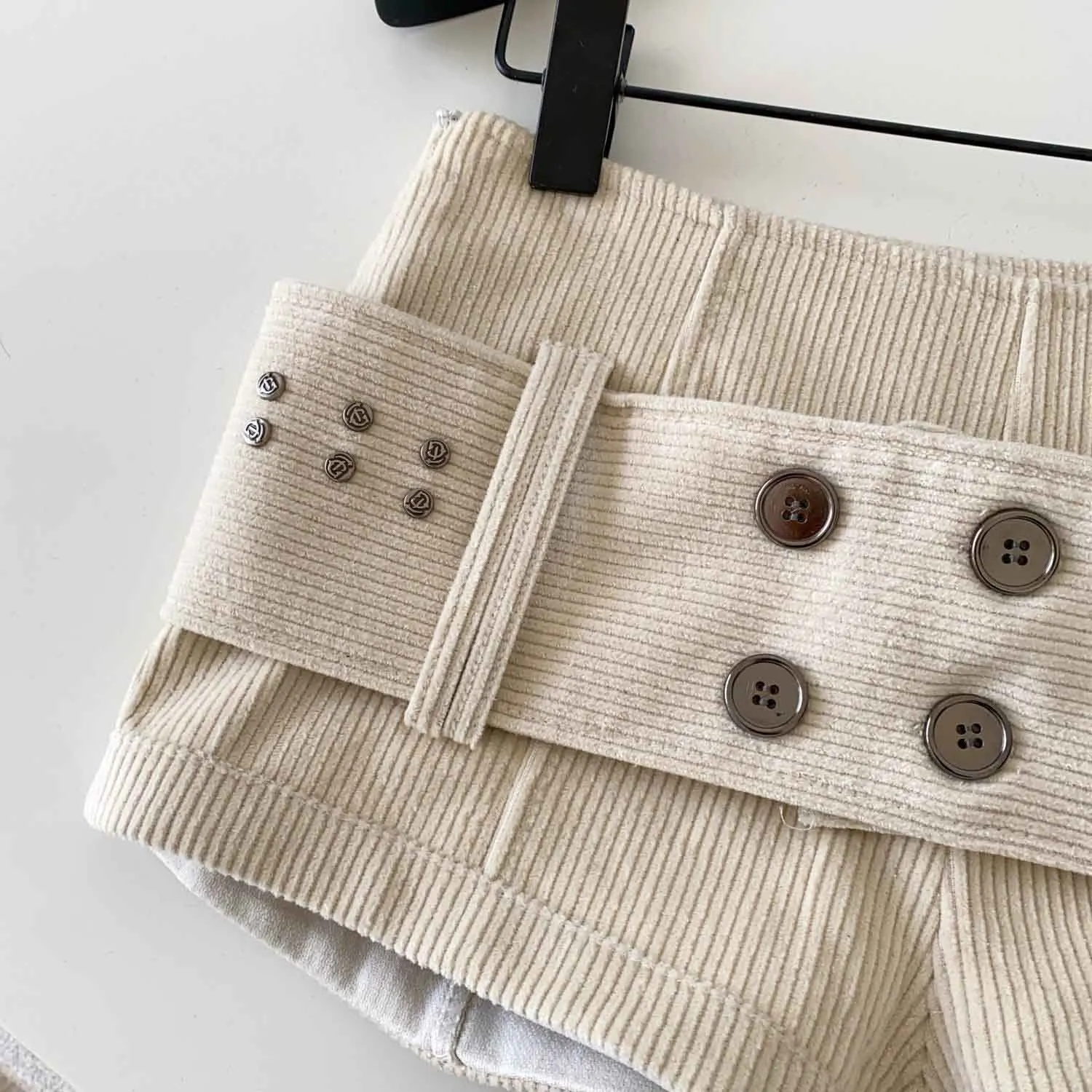 American Retro Corduroy Shorts Women Button Sashes Design Autumn Low Waist Sensual Streetwear Hot Girl Mini Shorts