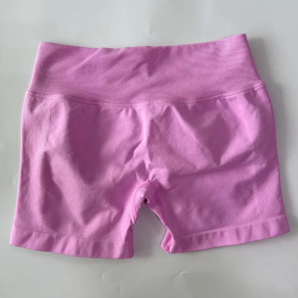 No Logo Women Back V Waist Yoga Shorts High Elastic Seamless Flex Scrunch Bum Workout Gym Shorts Yoga Booty Running Short Pants