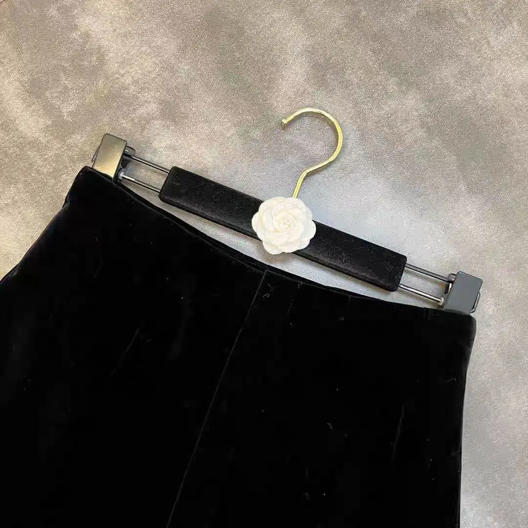 Sweet Hot Girl Black Gold Velvet Sexy Shorts for Women's Autumn and Winter High Waisted Casual Shorts Fashion Female Clothes