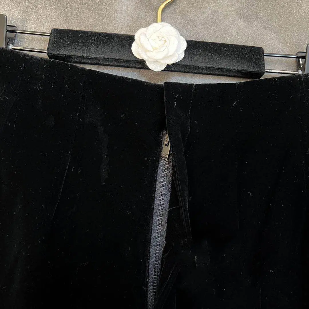 Sweet Hot Girl Black Gold Velvet Sexy Shorts for Women's Autumn and Winter High Waisted Casual Shorts Fashion Female Clothes