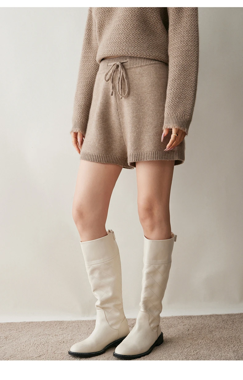 2025Autumn Winter Women 100% Cashmere Short Trousers Soft Comfortable High-Waist Knitted Pants Lady Cashmere Thicken Solid Short