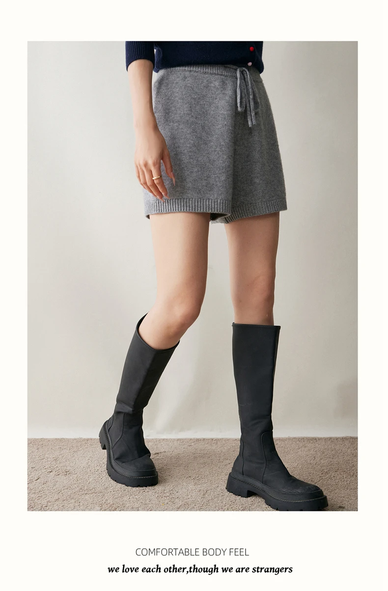 2025Autumn Winter Women 100% Cashmere Short Trousers Soft Comfortable High-Waist Knitted Pants Lady Cashmere Thicken Solid Short