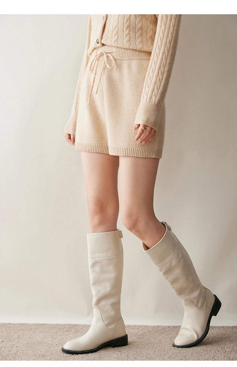 2025Autumn Winter Women 100% Cashmere Short Trousers Soft Comfortable High-Waist Knitted Pants Lady Cashmere Thicken Solid Short