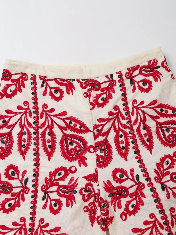 2024 Autumn New Women's Clothing European And American Style Fashionable Vacation Versatile Embroidered Casual Shorts