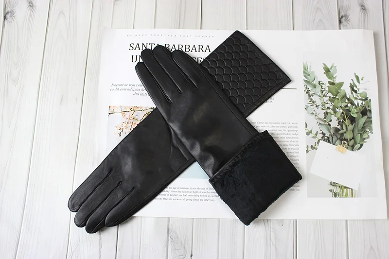 Women's Long Sheepskin Gloves With Colorful Leather and Thick Velvet Lining For Warmth and Winter Cold Protection Gloves