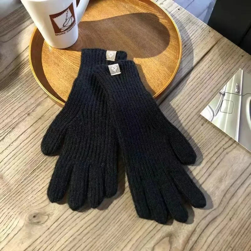 Fashion Touch Screen Knitted Gloves Women Winter Gloves Warm Riding Solid Fluffy Work Harajuku Kawaii Mittens