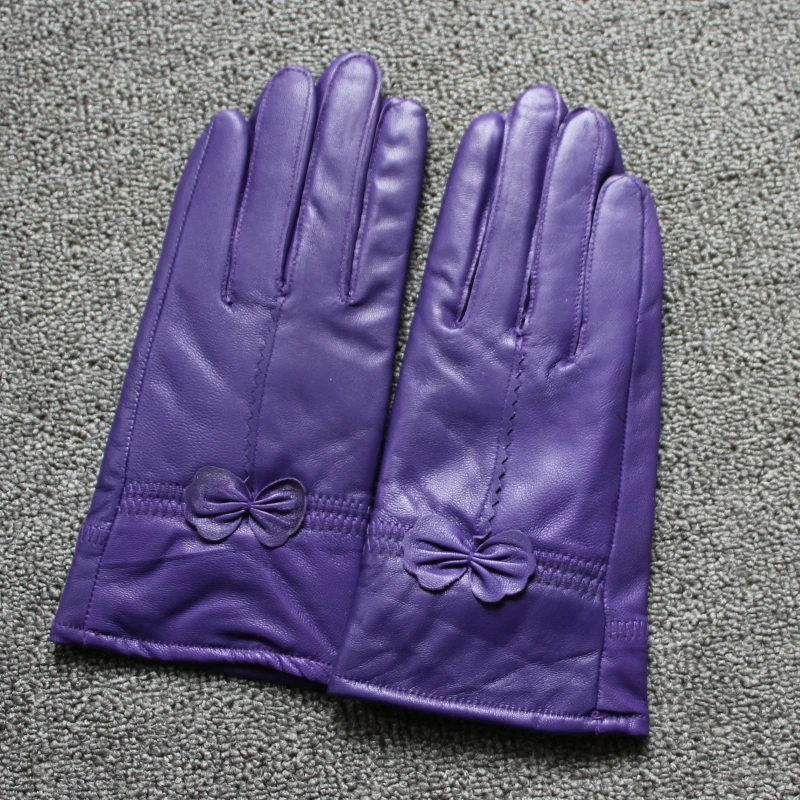 2025 women's genuine leather gloves red sheepskin gloves autumn and winter fashion female windproof gloves
