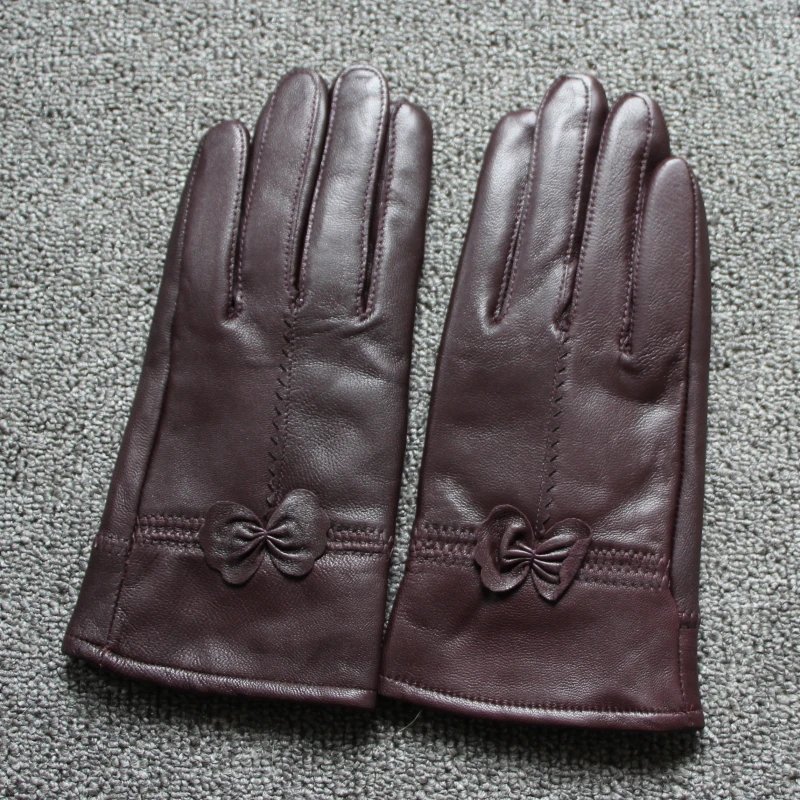 2025 women's genuine leather gloves red sheepskin gloves autumn and winter fashion female windproof gloves