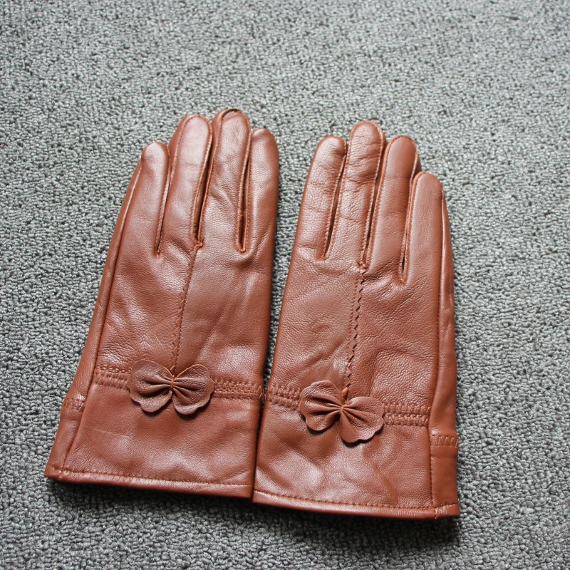 2025 women's genuine leather gloves red sheepskin gloves autumn and winter fashion female windproof gloves