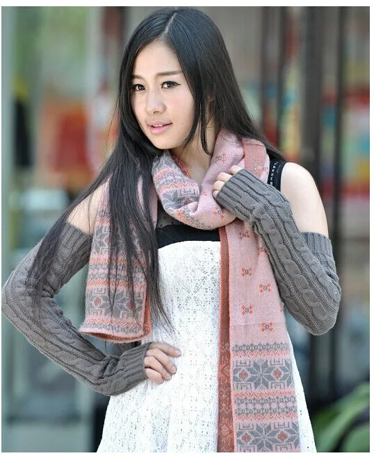 Women Knitted Gloves Winter Long Arm Warmers Cover Sleeves Fingerless Half Finger Mittens Solid Soft Gloves Wool Twisting Cuffs