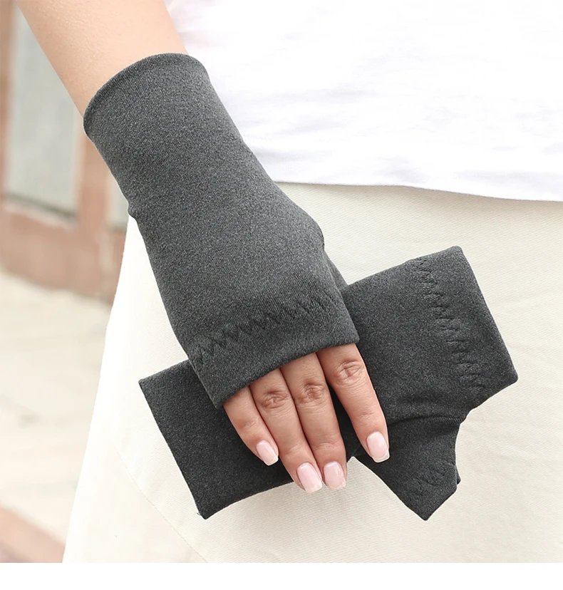 Winter Outdoor Sports Warm Half Finger Gloves for Women and Men Non-Slip Students Cycling Cold Office Bare Finger Gloves