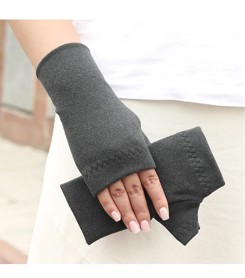 Winter Outdoor Sports Warm Half Finger Gloves for Women and Men Non-Slip Students Cycling Cold Office Bare Finger Gloves