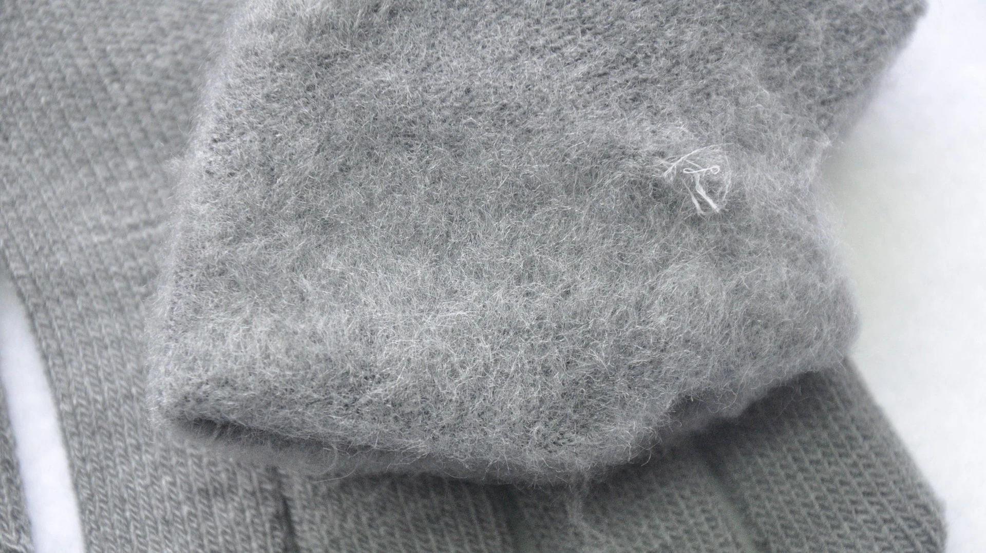 Winter Knitted Plush Gloves Women Men Autumn Thickened Solid Color Full Finger Mittens Hand Warmer Gloves Couple Cycling Gloves