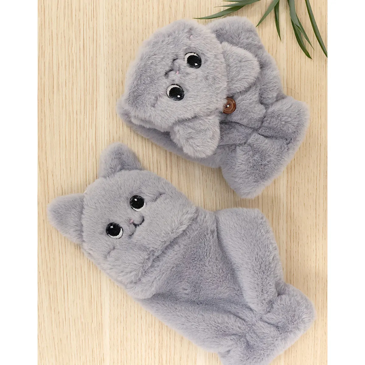 Lovely Plush Cat Mittens Fingerless Gloves Women Winter Warm Rabbit Fur Knit Mittens Flip Half Finger Gloves for Cycling Driving