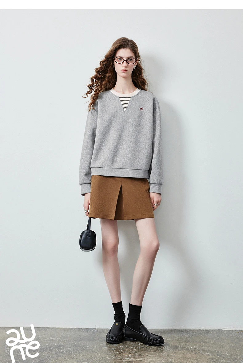 TOYOUTH Women's Fake Two Piece Sweatshirt 2026 Autumn New Arrival Preppy Sporty Striped Splicing Heart Embroidery Top