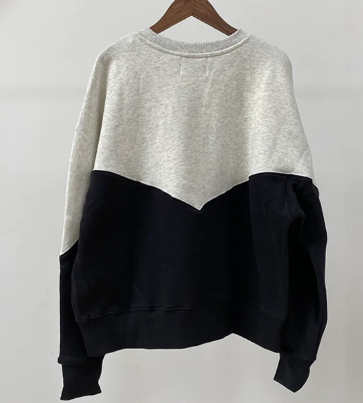 2026 autumn retro style O-Neck sweater plush printed top for women fashionable and versatile pure cotton classic hoodie