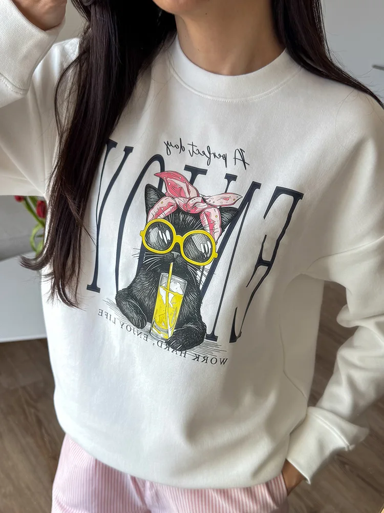 Streamgirl Women Printed Sweatshirts Oversized White Tops Loose O Neck Pink Graphic Sweatshirts For Women Cotton Pullovers