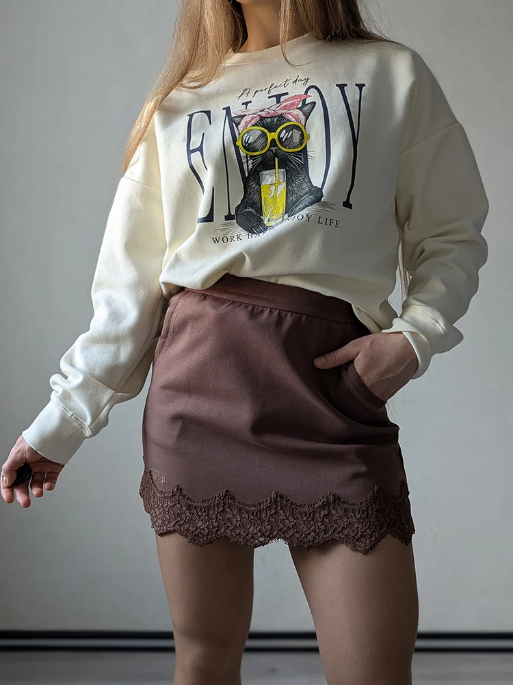 Streamgirl Women Printed Sweatshirts Oversized White Tops Loose O Neck Pink Graphic Sweatshirts For Women Cotton Pullovers