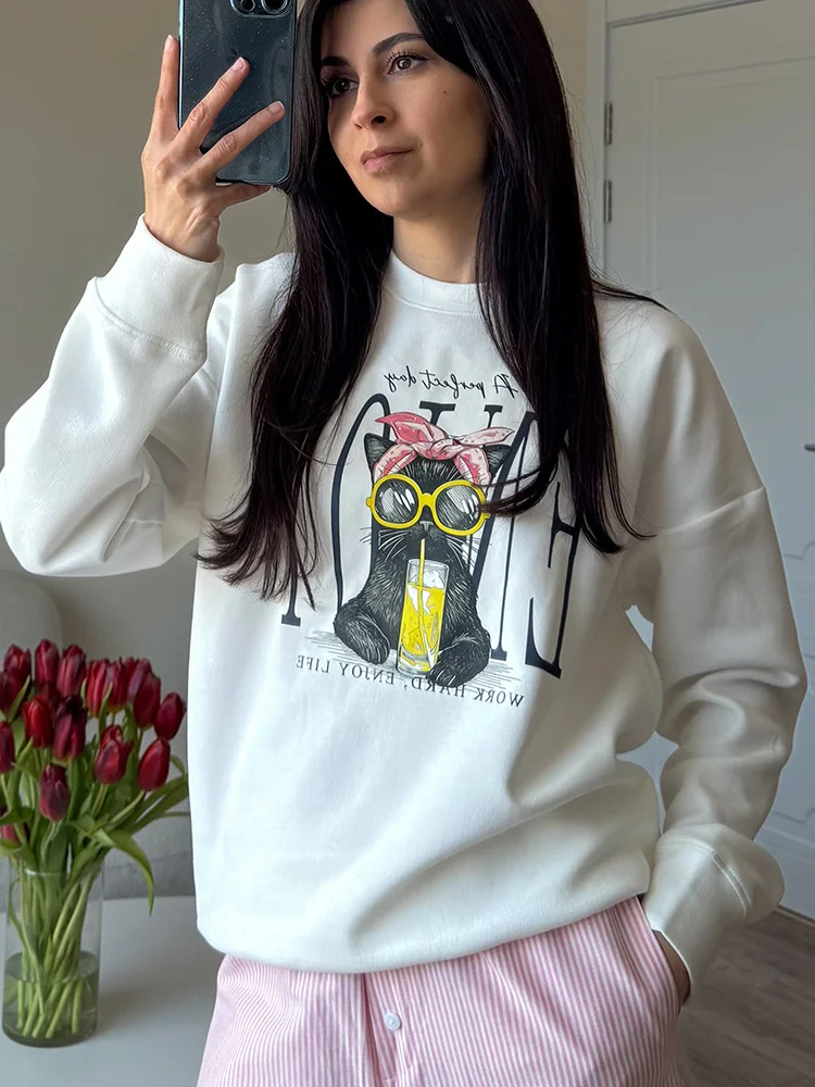 Streamgirl Women Printed Sweatshirts Oversized White Tops Loose O Neck Pink Graphic Sweatshirts For Women Cotton Pullovers