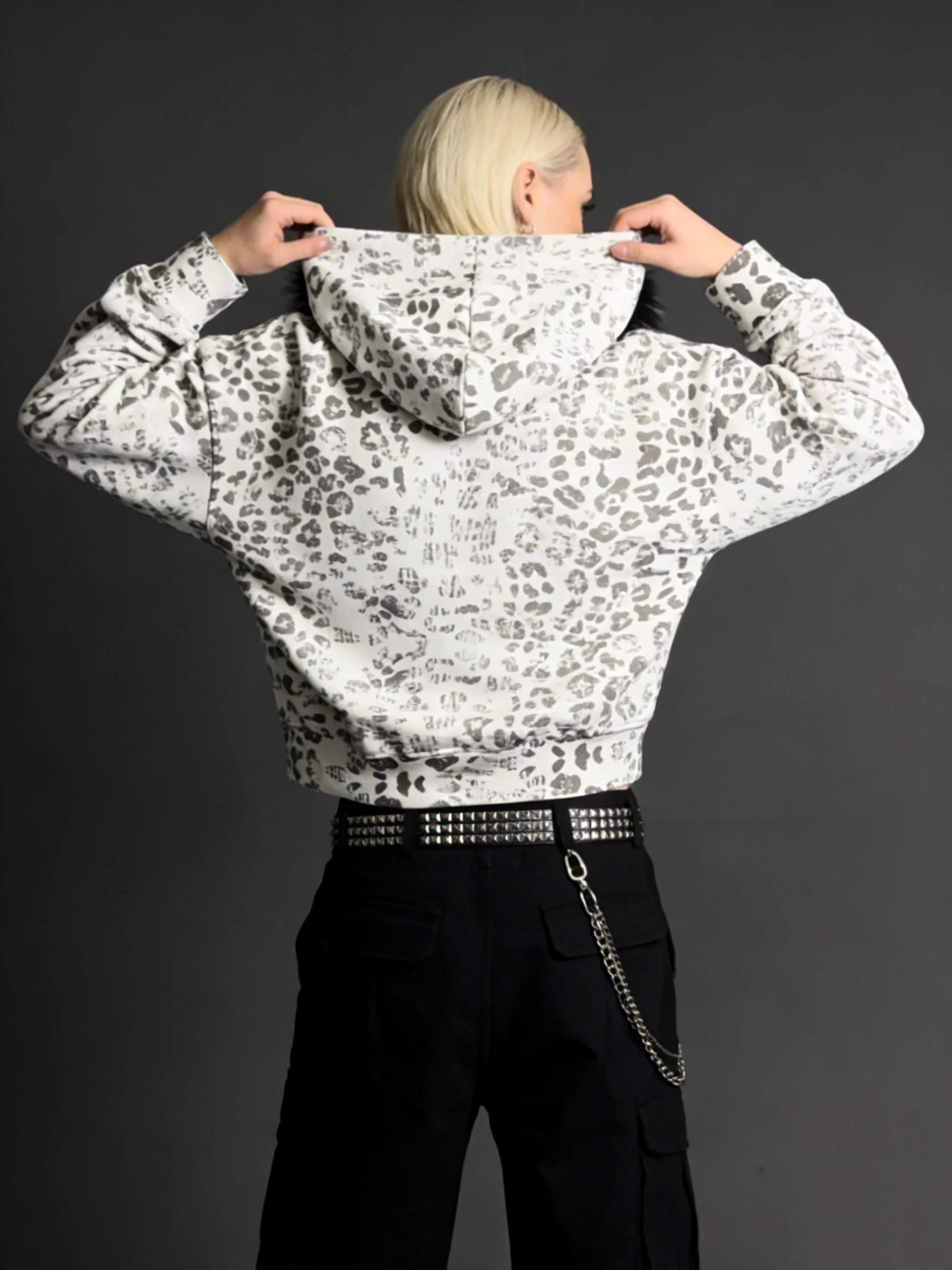 Y2K Streetwear Casual All-Season Fashion Sweatshirt Women's Leopard Print Faux Fur Hood Zipper Hoodie Cropped Oversized