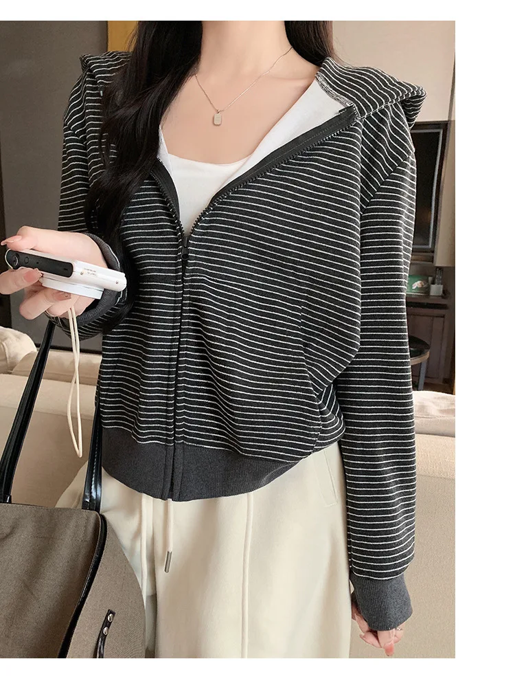 American Retro Loose Striped Hoodie for Women Autumn 2026 Zip Up Long Sleeve Sweatshirt Woman Lazy Casual Short Hooded Jackets