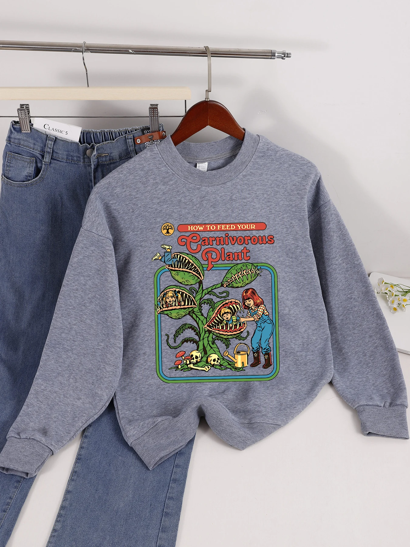 Earnivorous Plant Design Women Sweatshirt Fashion Warm Pullovers Casual Loose Soft Streetwear Autumn Fleece Female Clothing