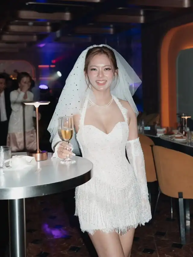 Customized Halter Tassel Mini Wedding Dress Sweetheart Sheath Short Bridal Gown with Detachable Sleeve After Party vestidos