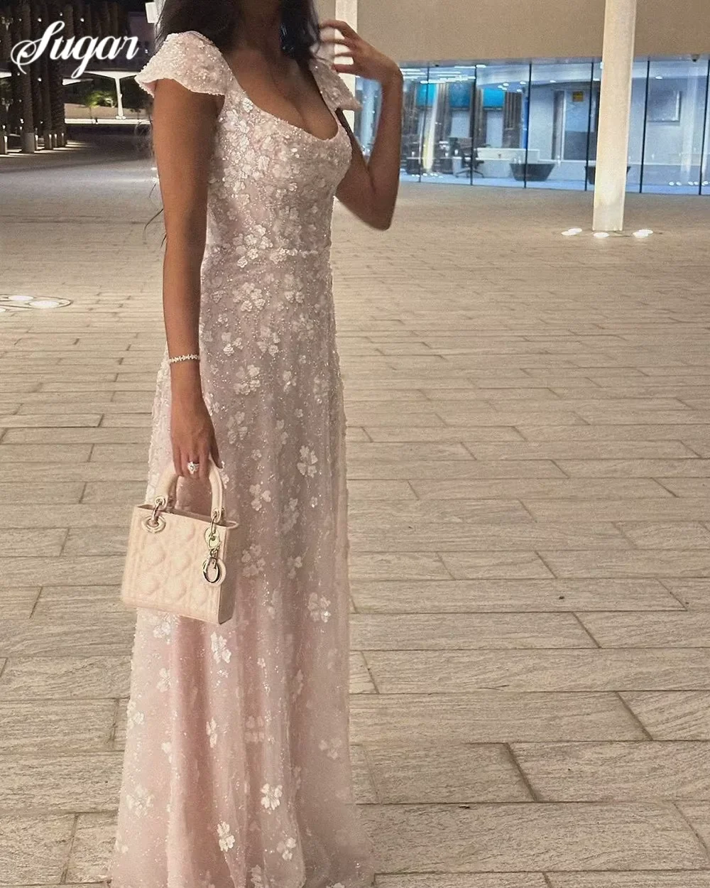 lvory Appliques Tulle Bridal Gowns Short Sleeves A Line Slim Bridal Dresses Zipper Backless Bride Gowns 2025 Customized