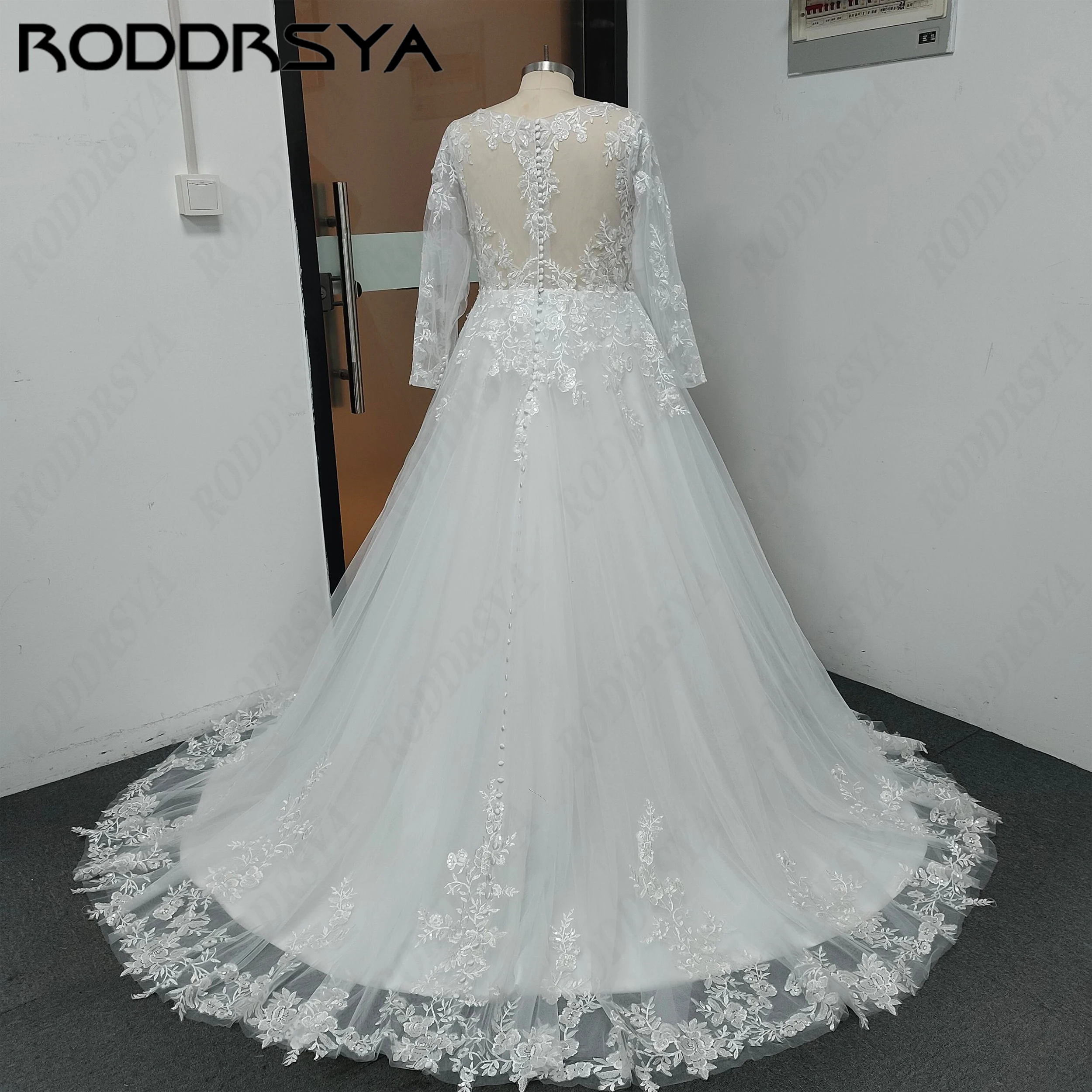 RODDRSYA Dreamy A-line Wedding Dress With Long Sleeves Illusion Back Bridal Gowns V-neck Appliques vestidos de novia Customized