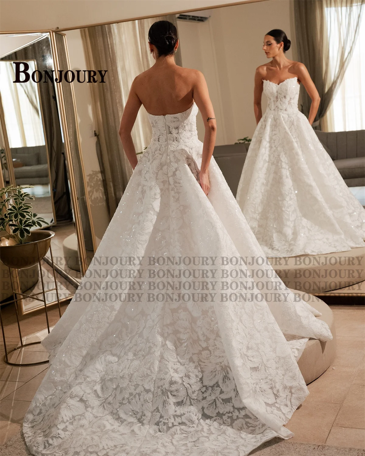 BONJOURY Dapper Wedding Dresses for Women A-line Sleeveless Zipper Sleeveless Court Train Vestido De Casamento Customized