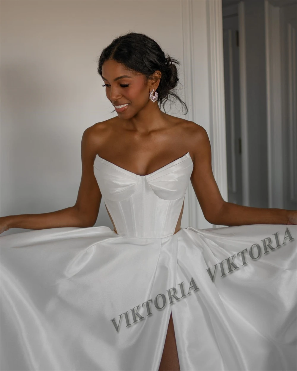 VIKTORIA Simple Satin Wedding Dresses For Woman Bride A-line Slit Strapless Pleat Vestido De Casamento Personalized Customized