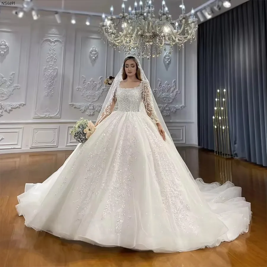 Customized Luxury Wedding Dresses Ball Gown Long Sleeves Charming Beading Lace Elegant Vestido De Noiva Plus Size