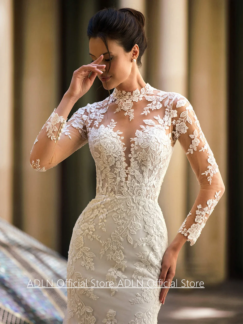 Court Train Mermaid Wedding Dress Customized Long Sleeves Illusion Applique Back Zipper Buttons Lace Bridal Gown Robe Mariee