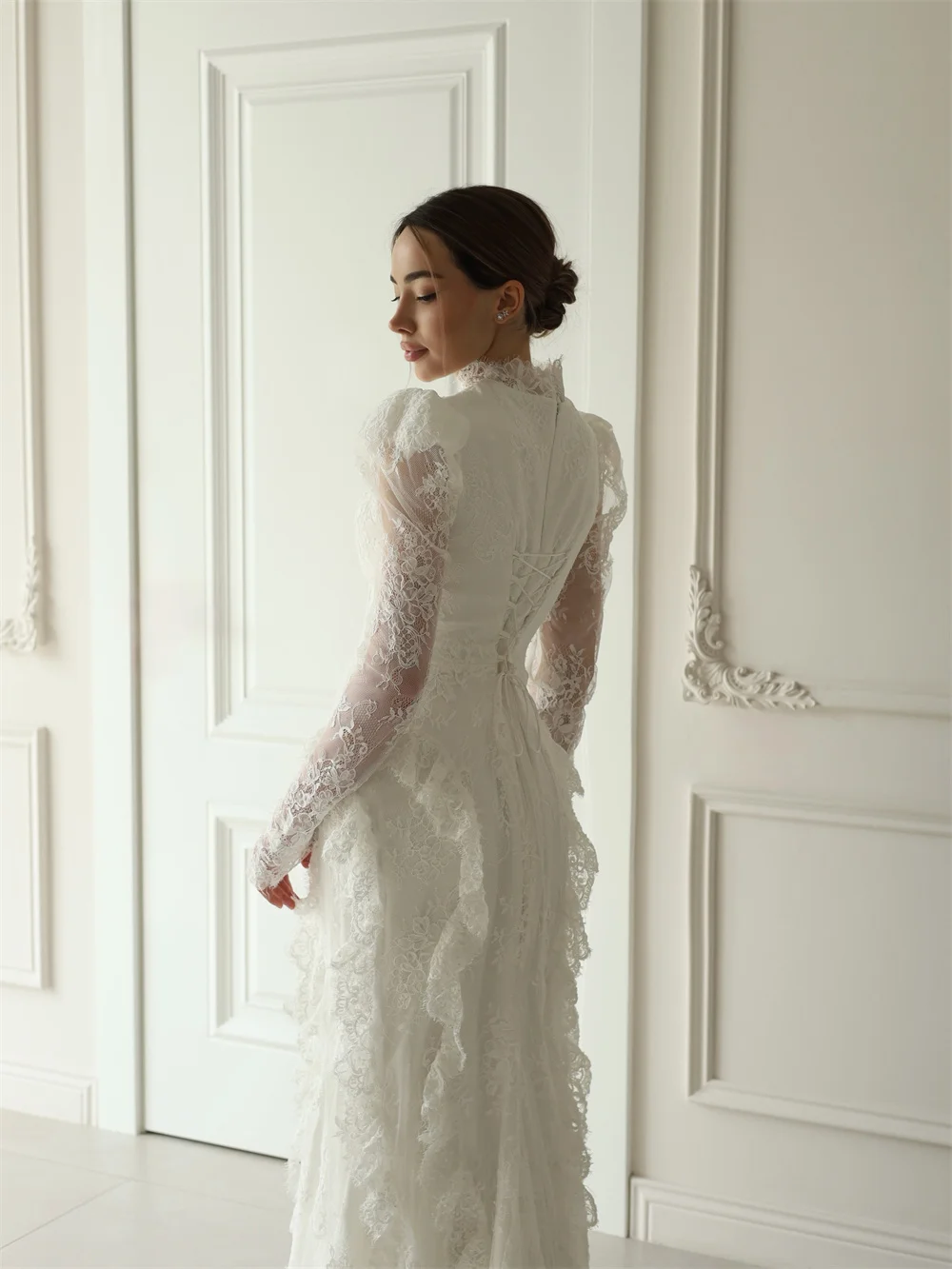 Kyoto Customized White Elegant Tiered Mermaid Floral Lace Wedding Dress High Neck vestidos de noche Zip Back robe de mariée 2026