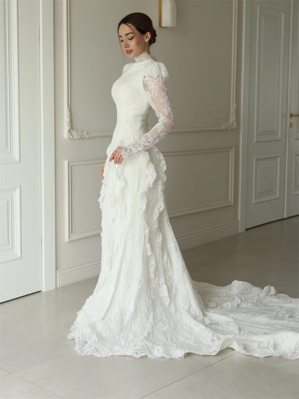 Kyoto Customized White Elegant Tiered Mermaid Floral Lace Wedding Dress High Neck vestidos de noche Zip Back robe de mariée 2026